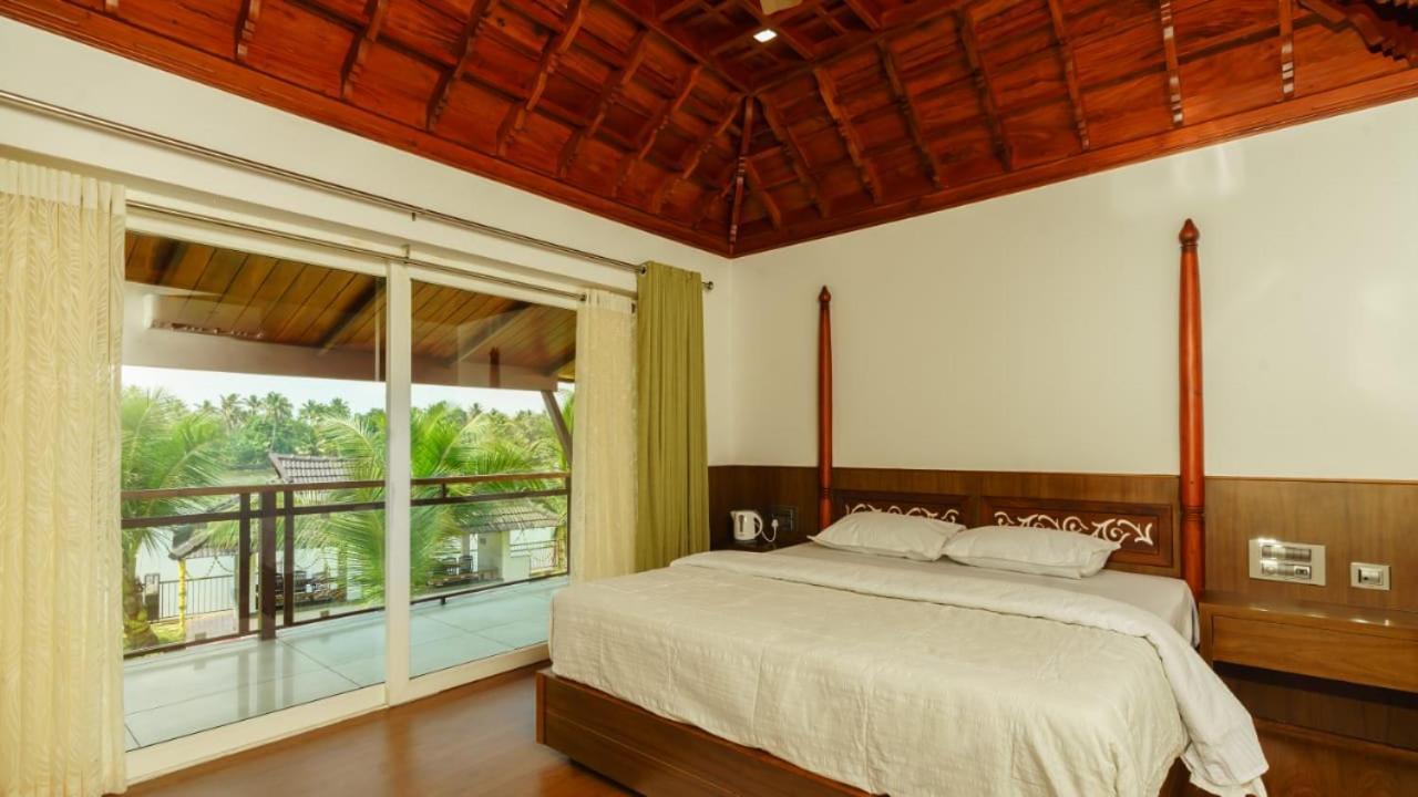 Backwater Brook Kumarakom Exterior foto