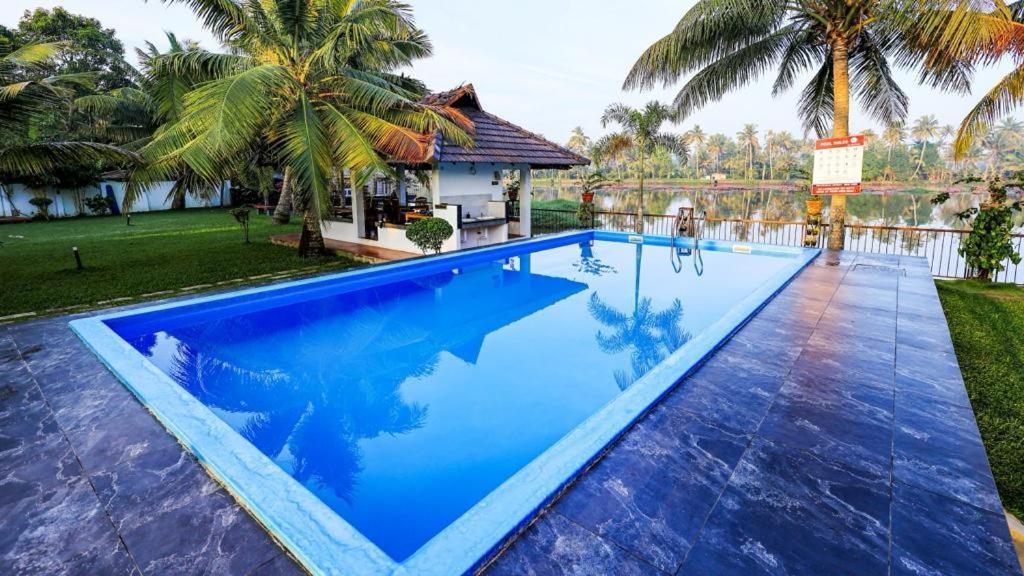 Backwater Brook Kumarakom Exterior foto