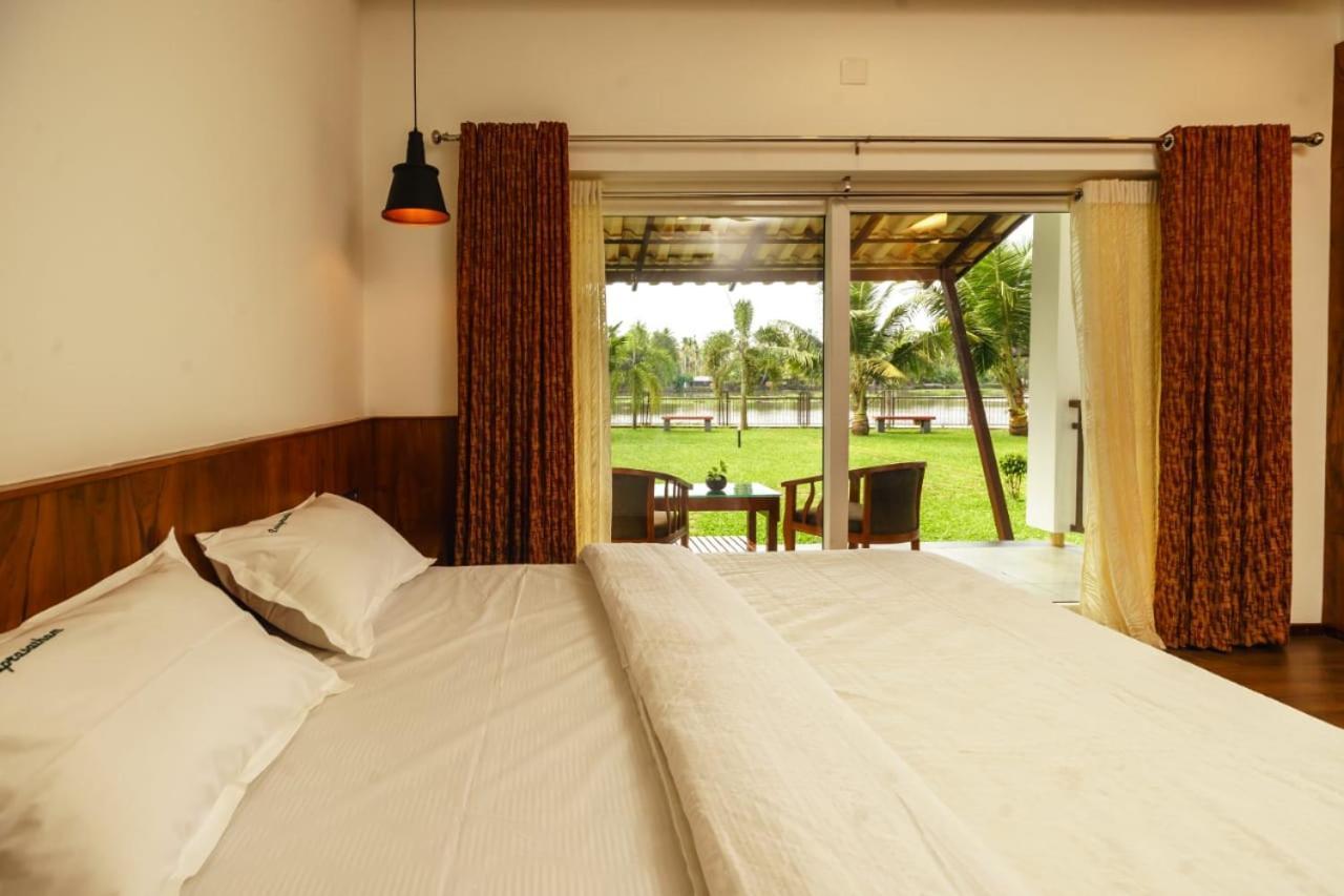 Backwater Brook Kumarakom Exterior foto